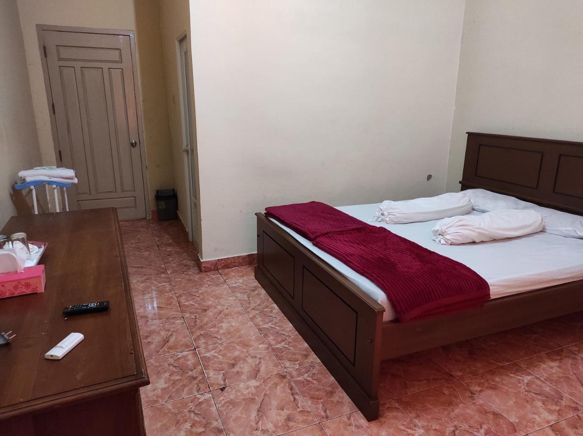 Hotel Randik Sekayu Luaran gambar
