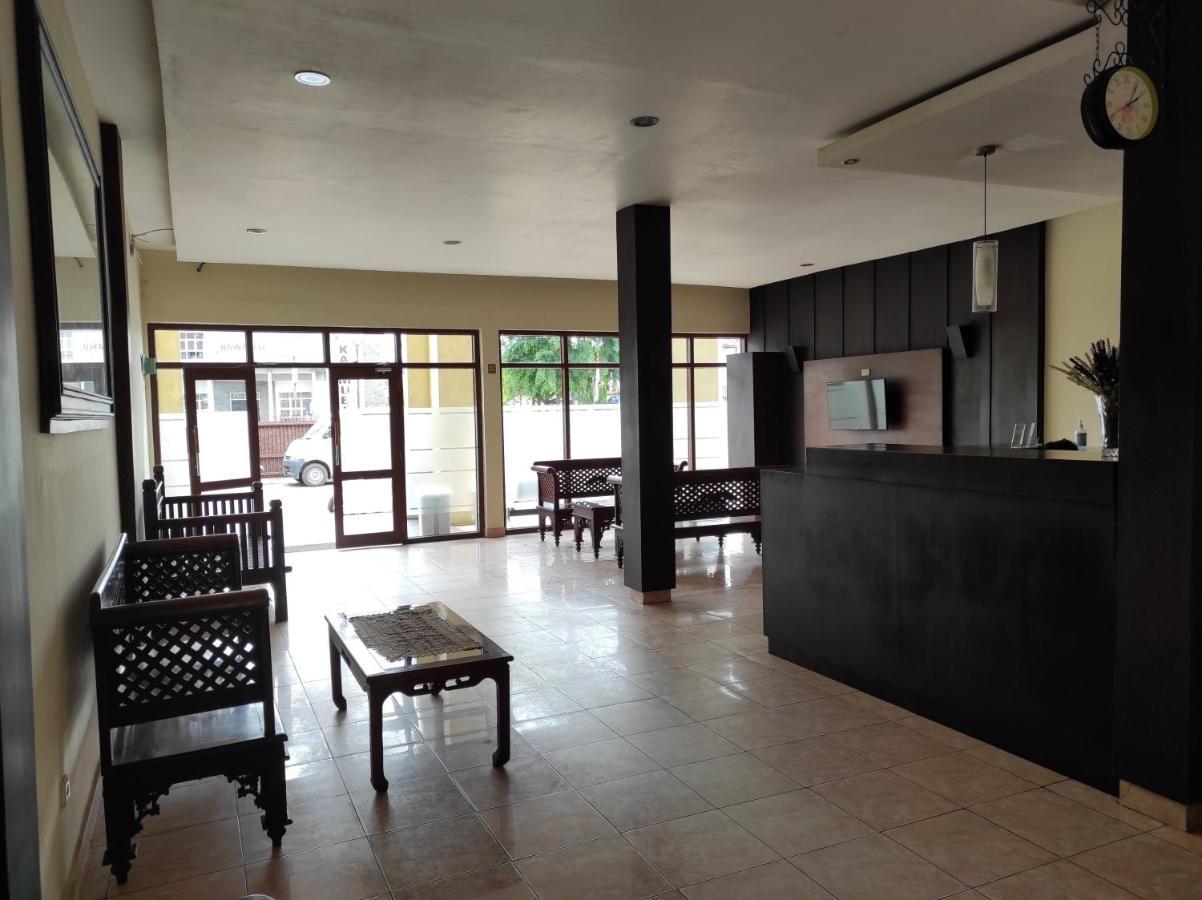 Hotel Randik Sekayu Luaran gambar